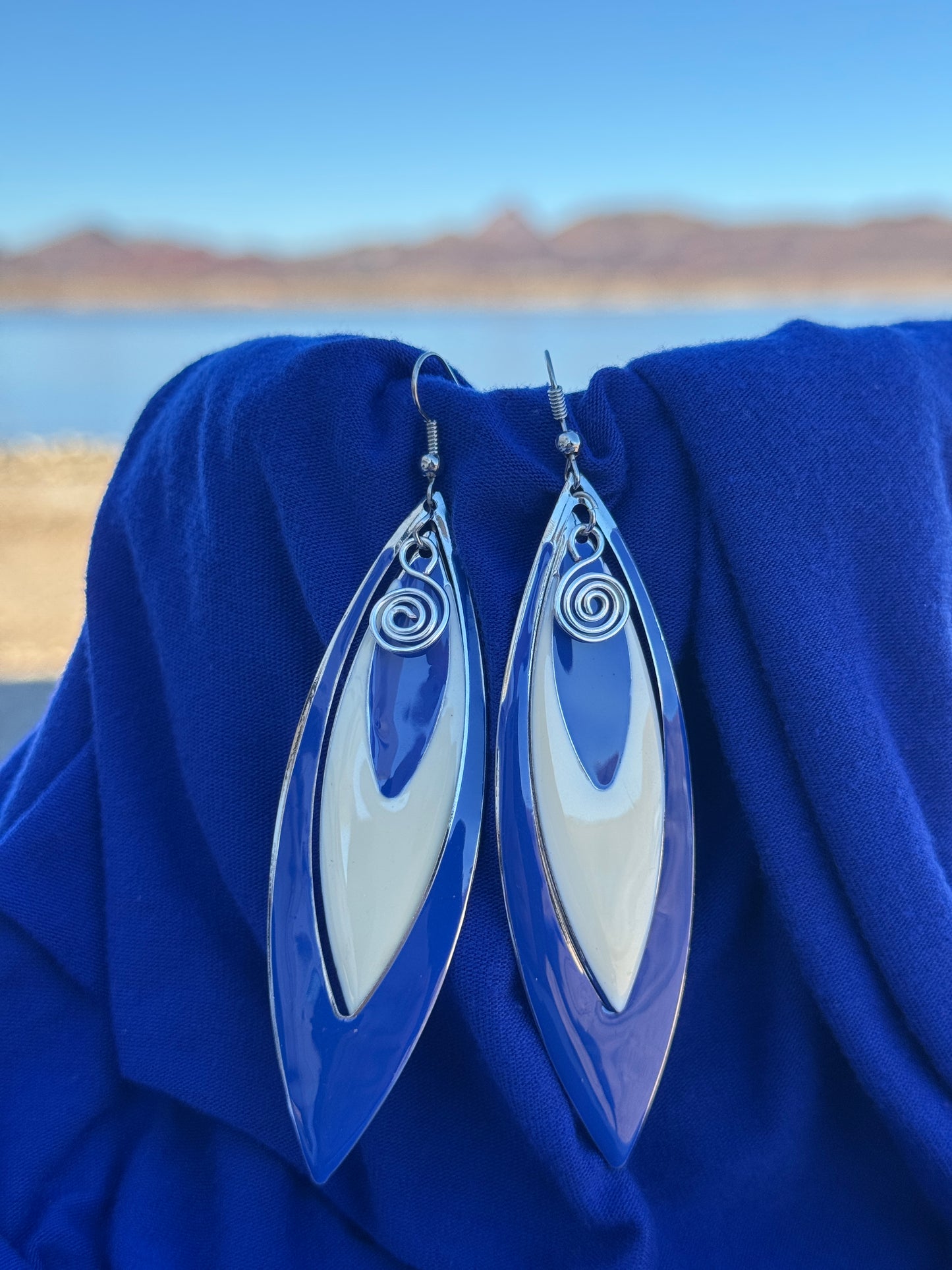 Retro Elegance Earrings