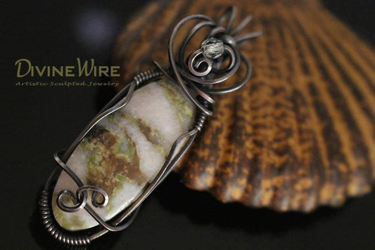 Unique Yellow Feather Agate Necklace